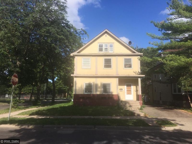 1624 Girard Ave N, Minneapolis, MN 55411