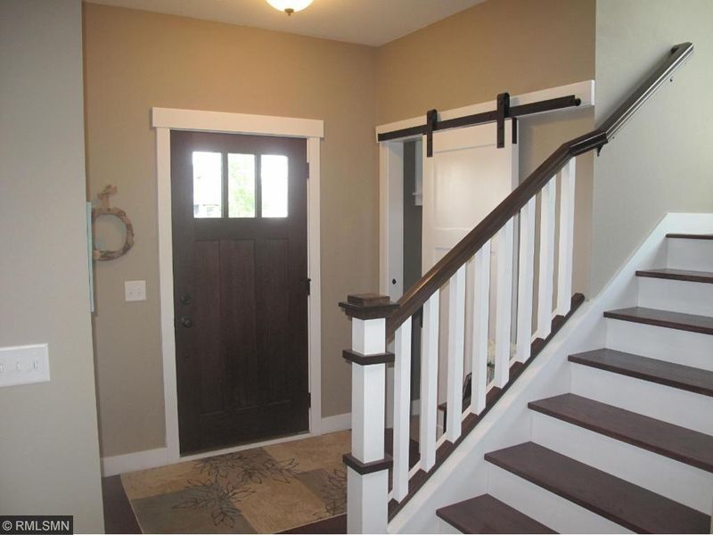 3334 Old Stone Way NE, Sauk Rapids, MN 56379