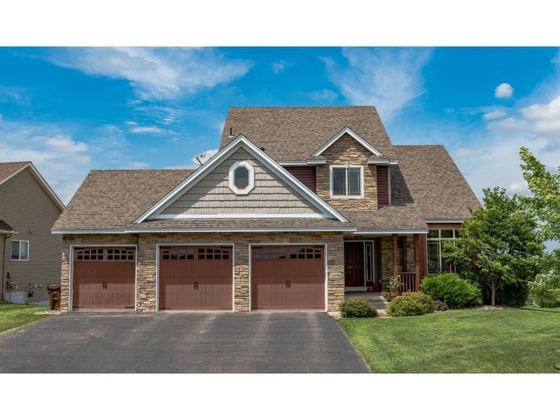 24398 Superior Dr, Rogers, MN 55374