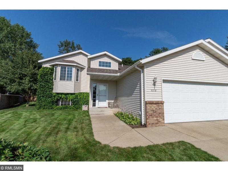 3218 19th St S, Saint Cloud, MN 56301