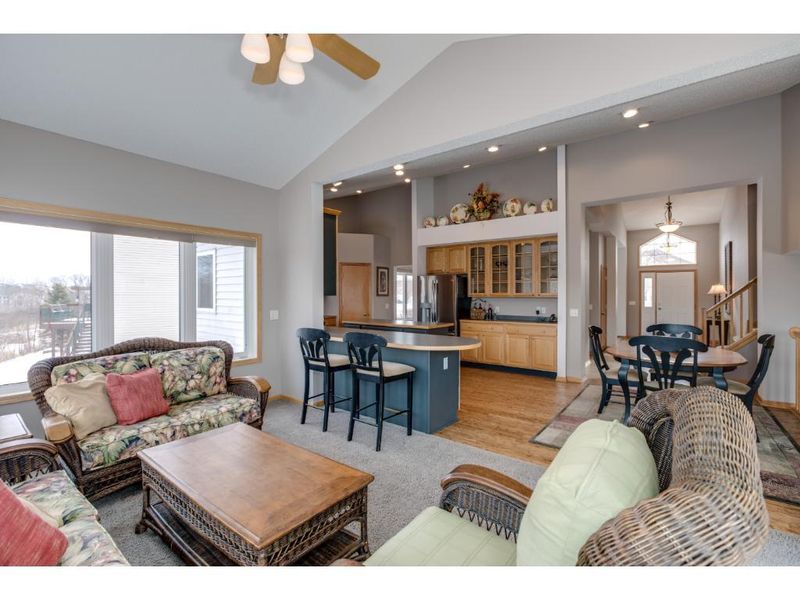 19176 Ismay Pa, Lakeville, MN 55044