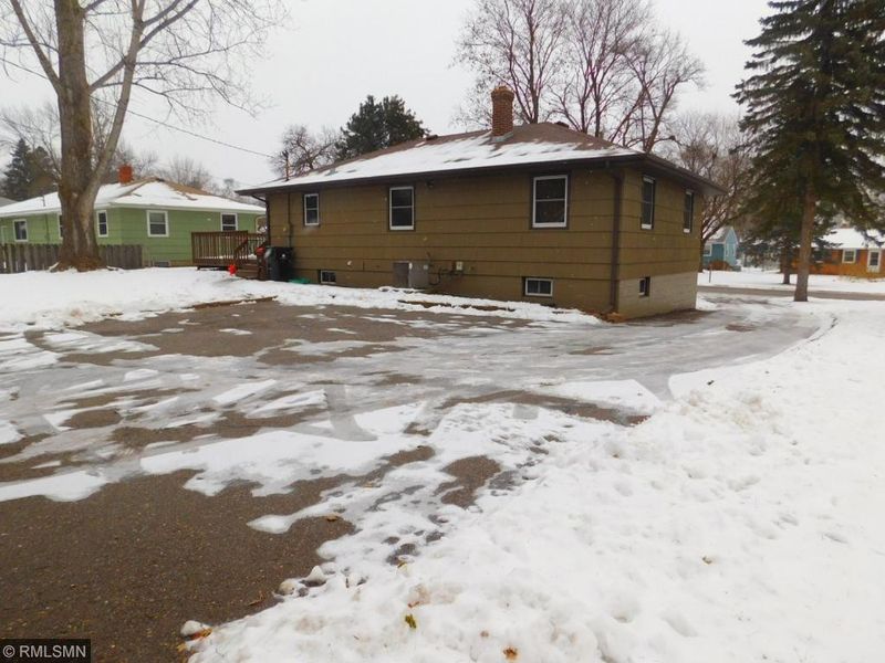 1777 Agate St, Little Canada, MN 55117