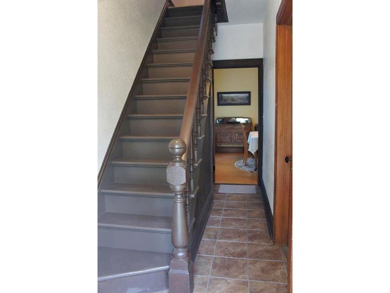 515 Hoffman St E, Cannon Falls, MN 55009