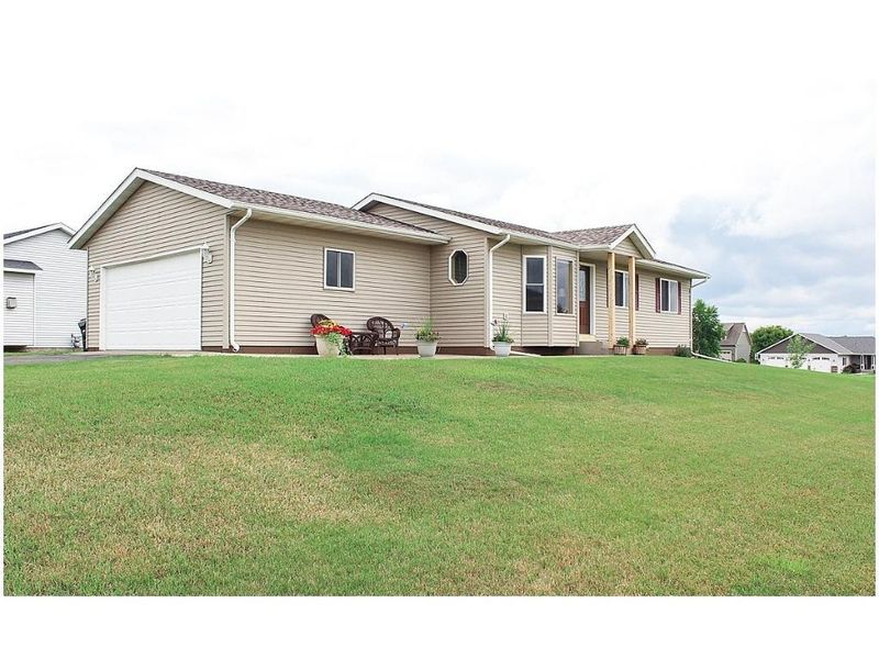 317 Fraser Dr, Foley, MN 56329