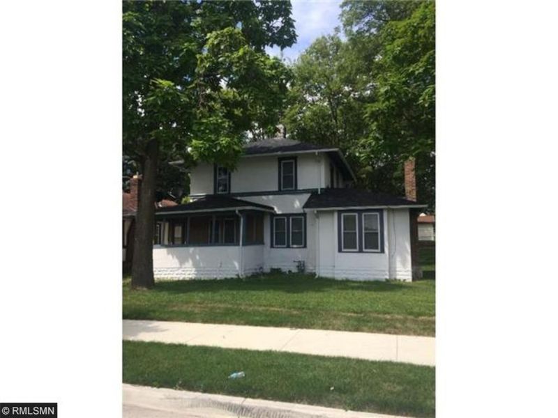 2527 Sheridan Ave N, Minneapolis, MN 55411