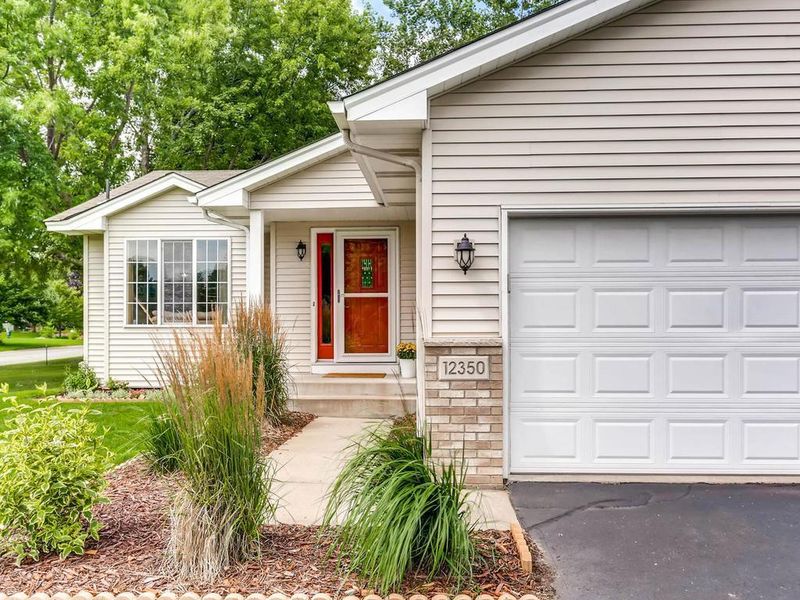 12350 Swallow St NW, Coon Rapids, MN 55448