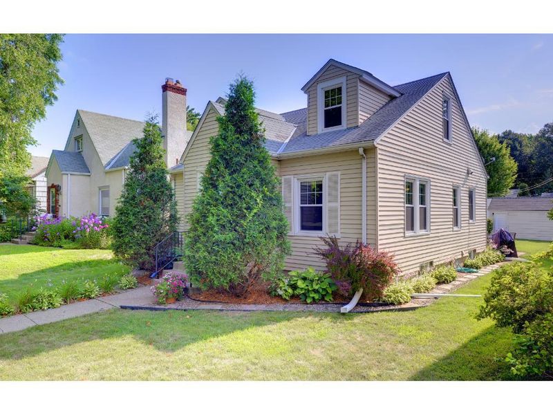 3223 Benjamin St NE, Minneapolis, MN 55418