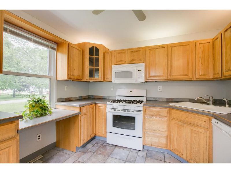 1872 3rd Ave, Newport, MN 55055