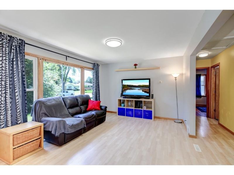 7032 Columbus Ave, Richfield, MN 55423