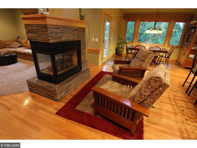 309 Bluff Rd, Carver, MN 55315