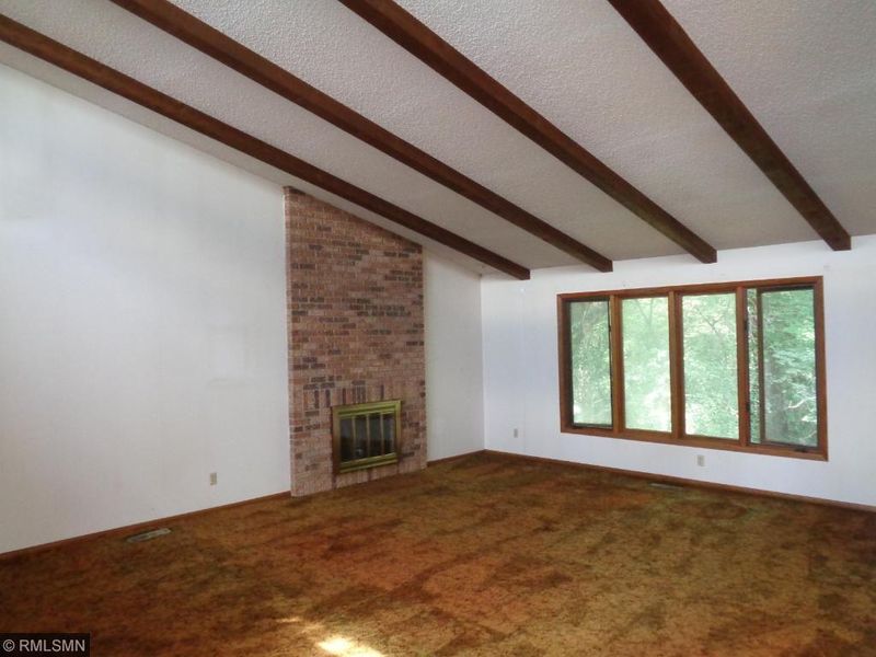 103 Woodland Cir, Jordan, MN 55352