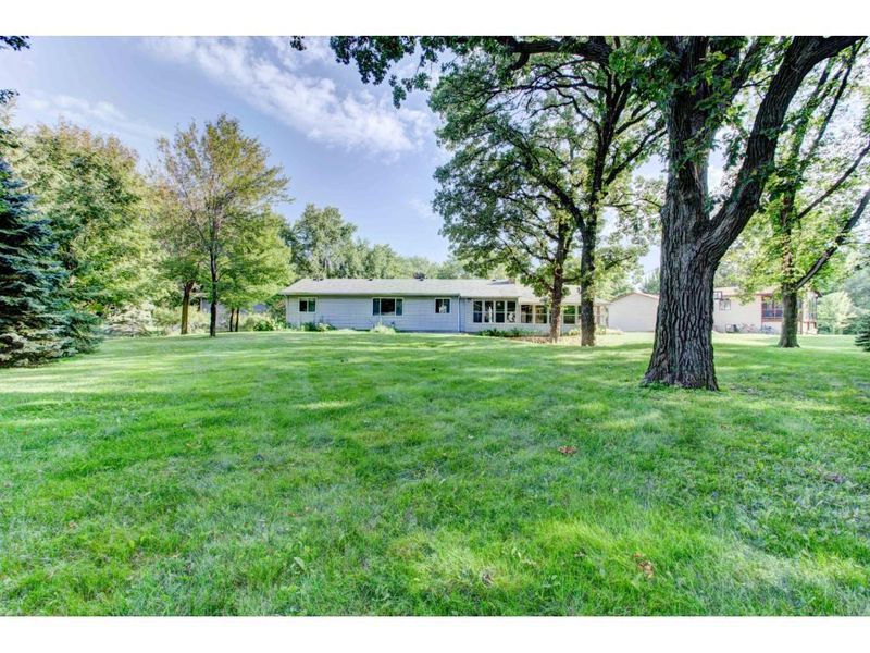 10637 104th Ave N, Maple Grove, MN 55369