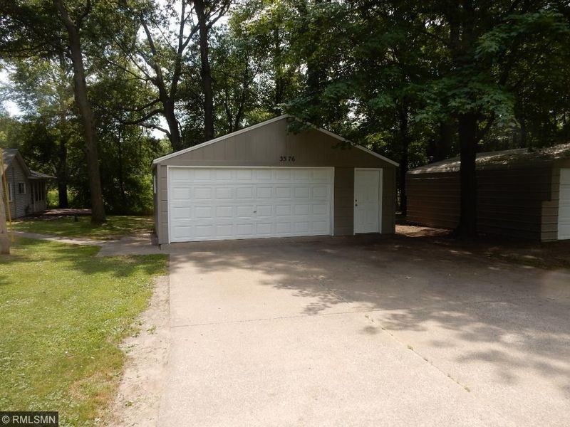 3576 Interlachen Dr NE, Ham Lake, MN 55304