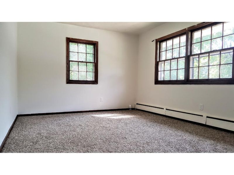 1130 Burr St, Saint Paul, MN 55101