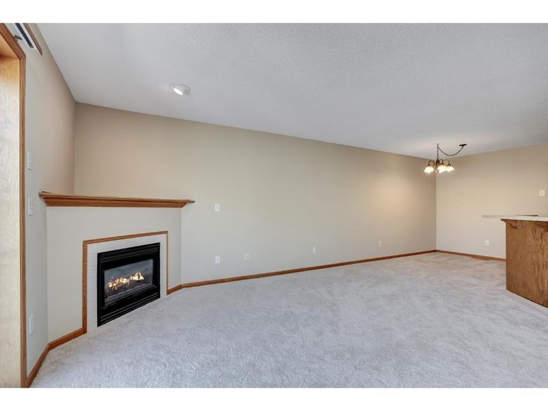 2205 E 117th St, Burnsville, MN 55337