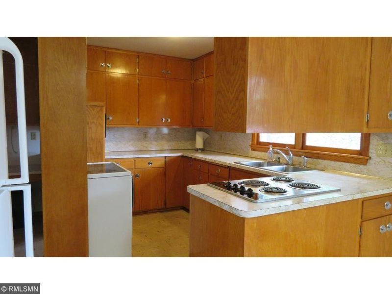 1004 2nd Ave S, Waite Park, MN 56387