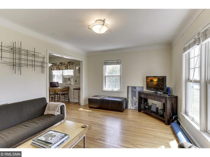 1661 Juno Ave, Saint Paul, MN 55116