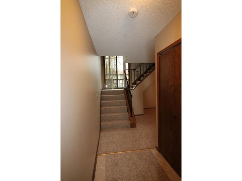 7556 Maplebrook Pw N, Brooklyn Park, MN 55445
