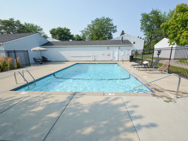 1729 Fulham St #G, Lauderdale, MN 55113