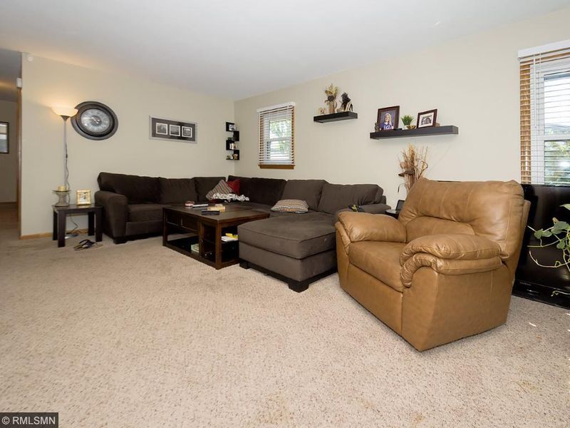 4730 6th St NE, Columbia Heights, MN 55421