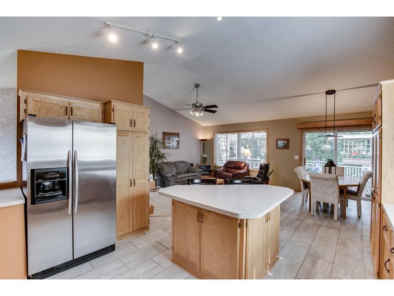 975 118th Ln NE, Blaine, MN 55434