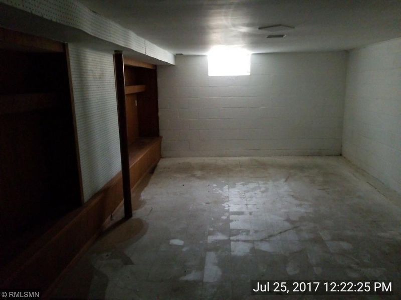 29 101st Ln NW, Coon Rapids, MN 55448