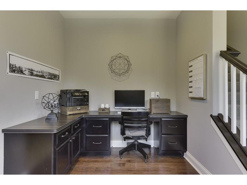 8634 Ambergate Dr, Victoria, MN 55386