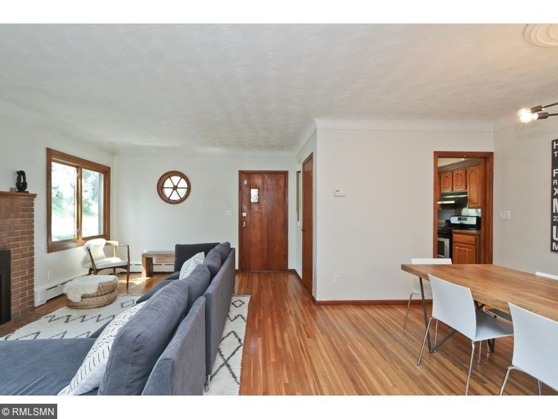 566 Syndicate St S, Saint Paul, MN 55116