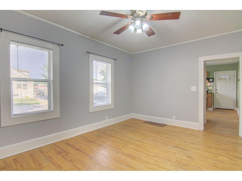 917 Eleanor Ave, Saint Paul, MN 55102
