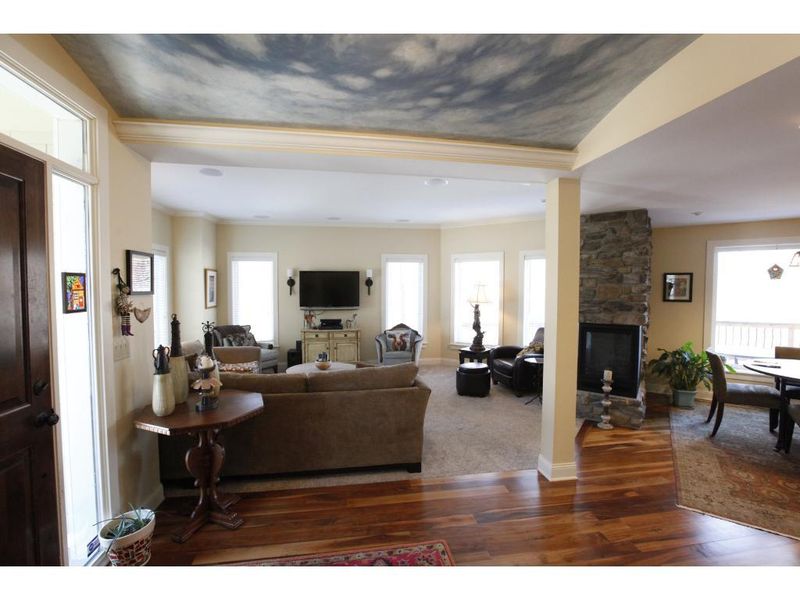 10402 W 34th Cir, Minnetonka, MN 55305