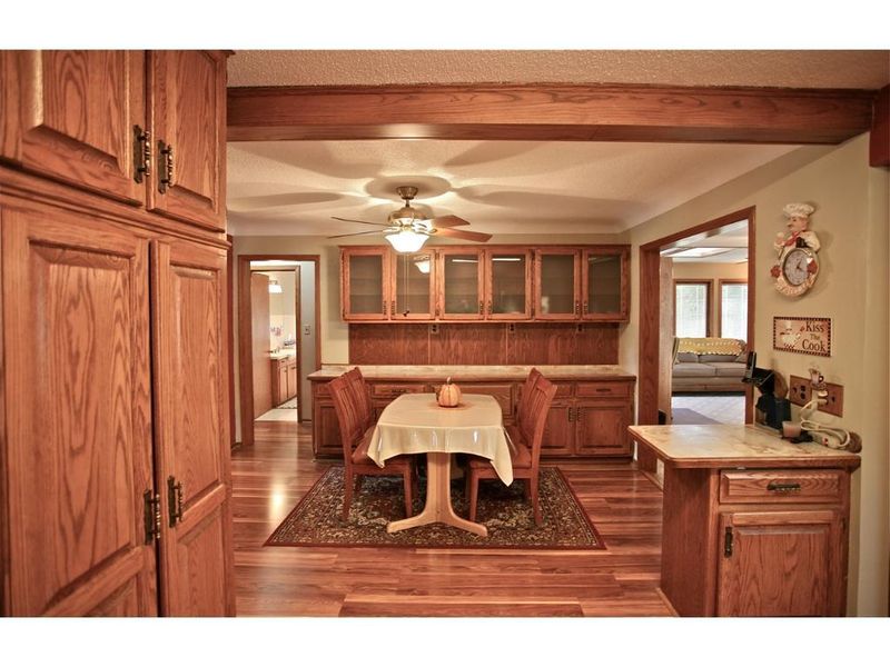 963 Montana Ave W, Saint Paul, MN 55117