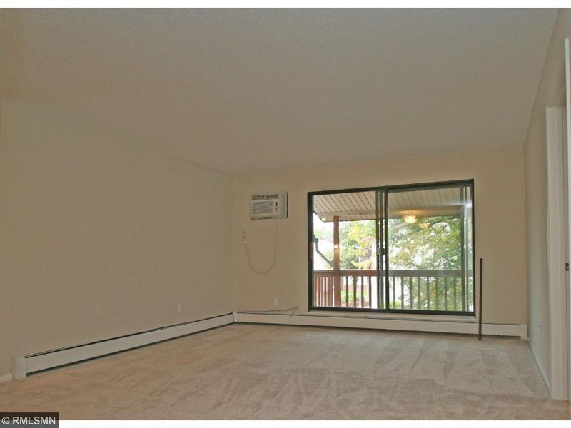 3921 Foss Rd #206, Saint Anthony, MN 55421