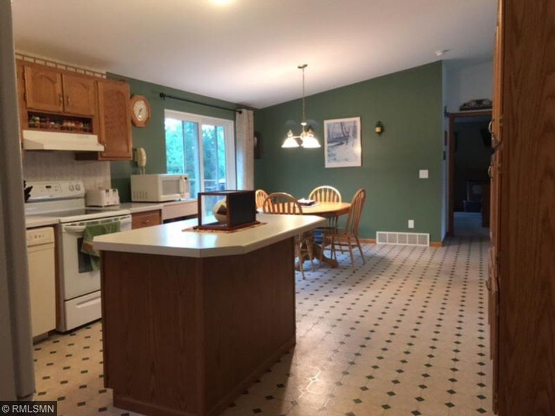 1142 Prairie River Trl, Grand Rapids, MN 55744