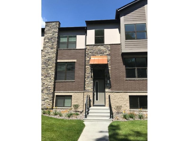 4022 River Valley Way, Eagan, MN 55122