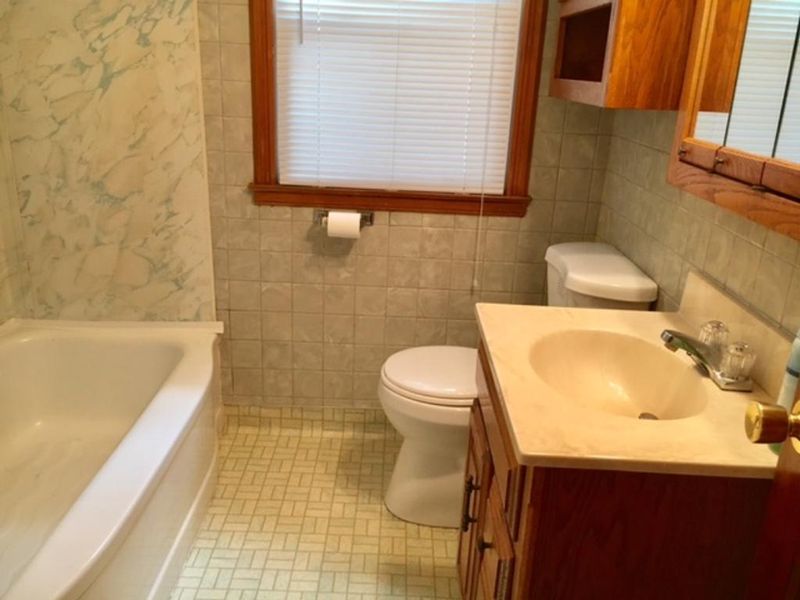 5509 James Ave N, Brooklyn Center, MN 55430