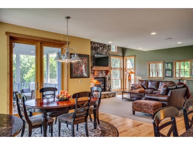 1619 Harbour Point, Eagan, MN 55122