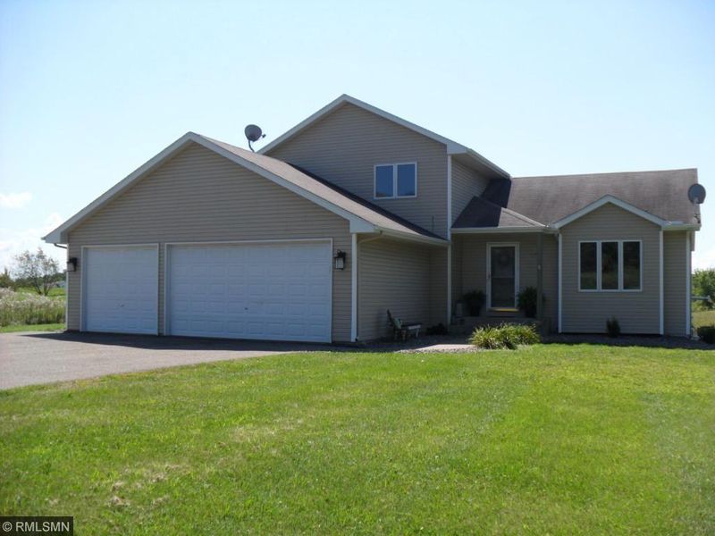 6728 560th St, Pine City, MN 55063
