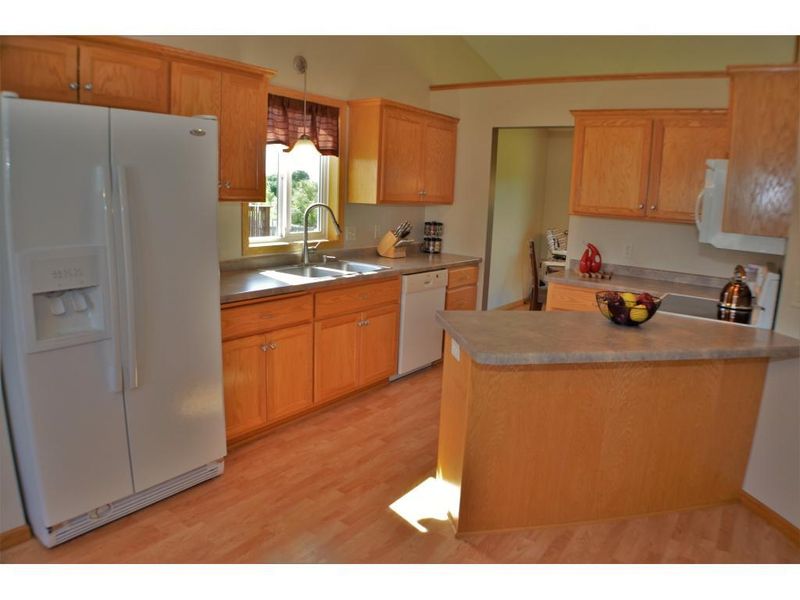 7657 Church St, Clear Lake, MN 55319