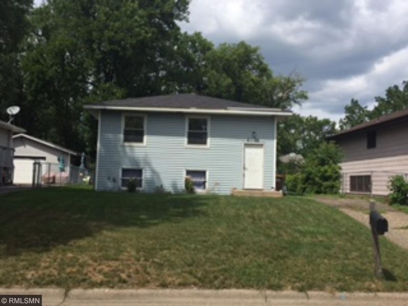 1867 Webber St, White Bear Lake, MN 55110