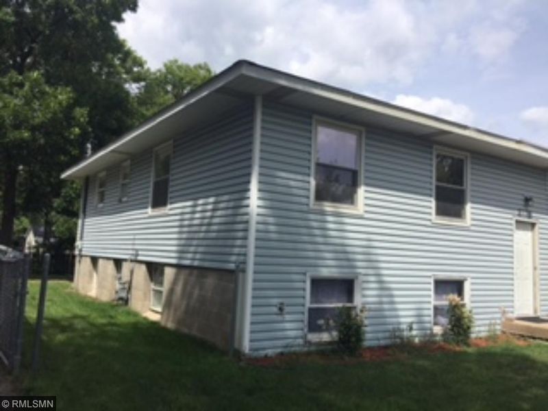 1867 Webber St, White Bear Lake, MN 55110