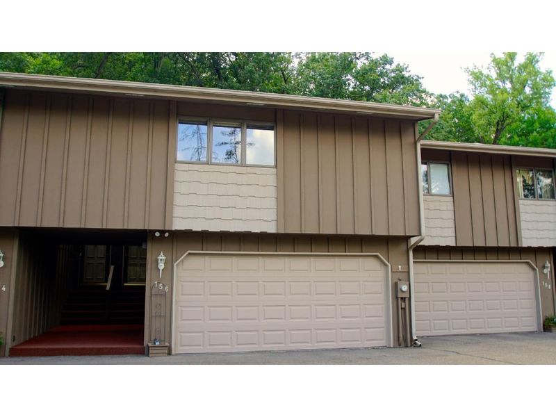 156 Kingswood Dr, Red Wing, MN 55066