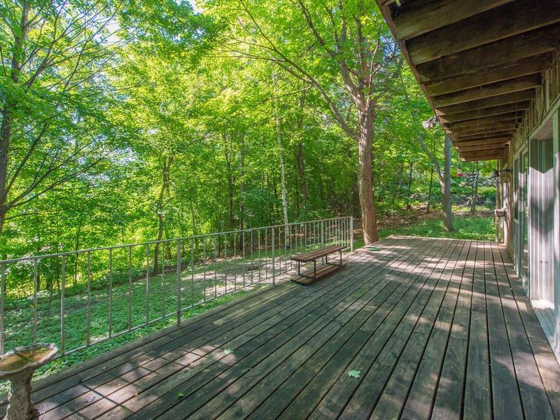 7406 Frontier Trl, Chanhassen, MN 55317