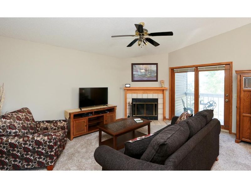 1910 Southpointe Ter #1910, Eagan, MN 55122