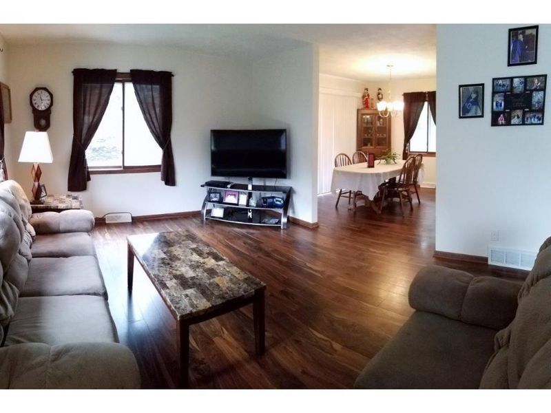 100 Ocala Pl, Owatonna, MN 55060