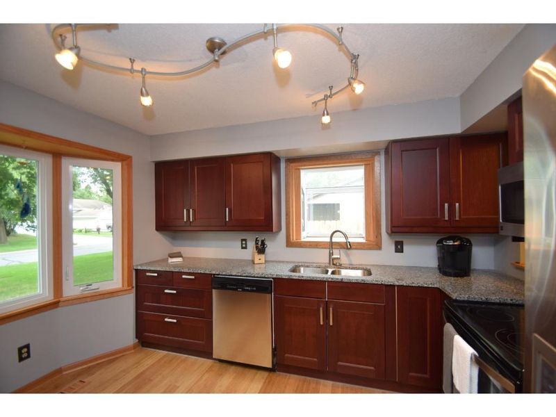 9516 Monroe St NE, Blaine, MN 55434