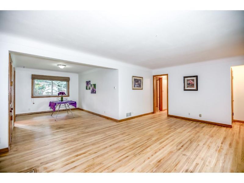 545 17th Ave N, South Saint Paul, MN 55075