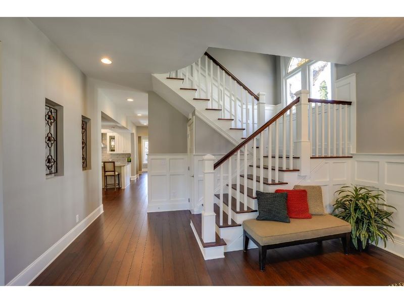 4228 Linden Hills Blvd, Minneapolis, MN 55410