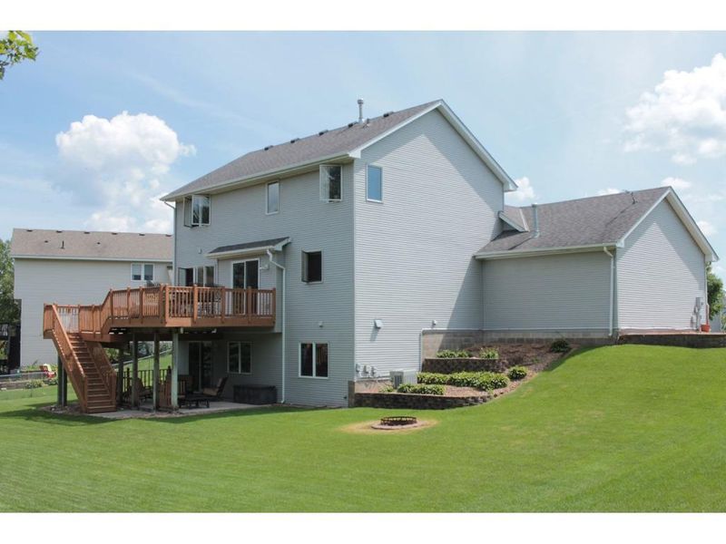 3927 Cardinal Ct, Rosemount, MN 55068