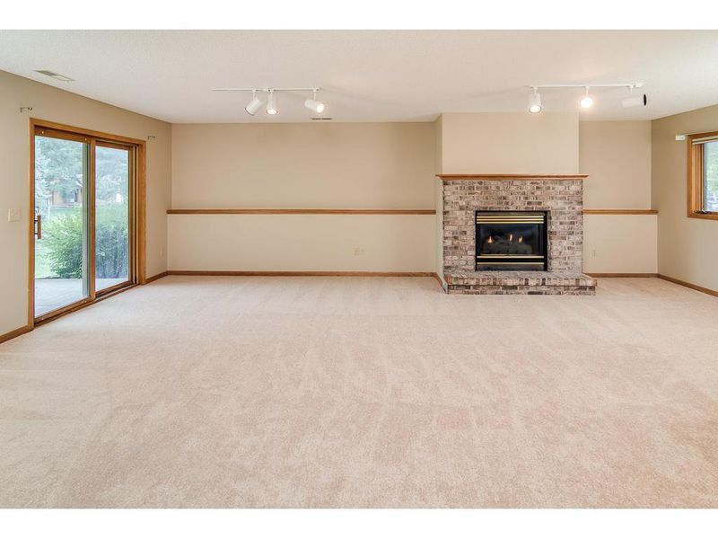 14710 Natchez Pl, Savage, MN 55378