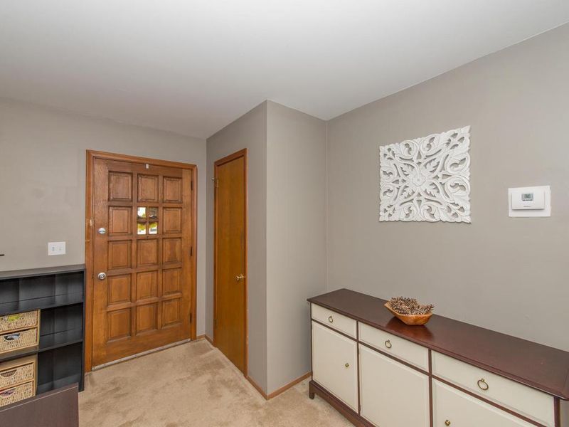 4549 W 111th St, Bloomington, MN 55437